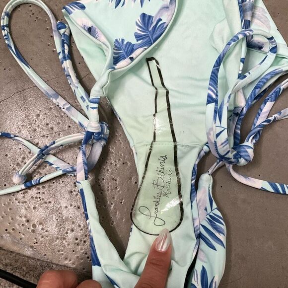 Frankie’s Bikini Set Bundle - Picture 6 of 6